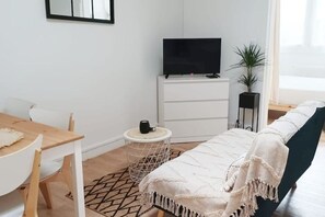 TV