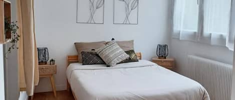 1 chambre, fer et planche Ă repasser, Wi-Fi, literie fournie