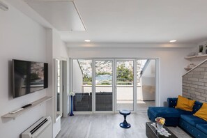 Apartment (Two Bedroom apartment with Balcony) | Living room | TV - Apartment Dubrovnik Karaka (Dubrovnik)