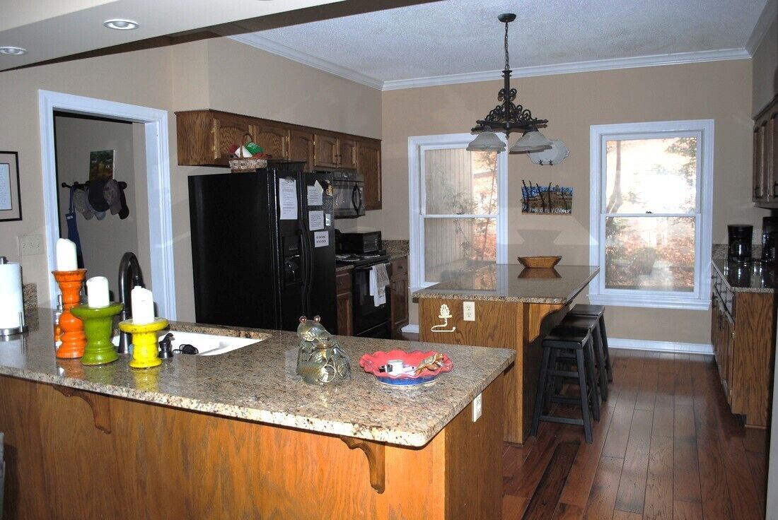 Pickwick Lake Front Home