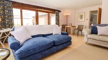 Cottage | Living room