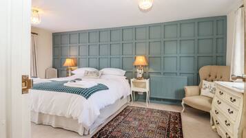 2 bedrooms, individually decorated, individually furnished, free WiFi