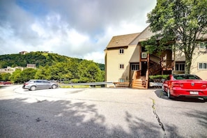 Property grounds - Suite Spot at Sugar-Mountaintop Breezes (Sugar Mountain)