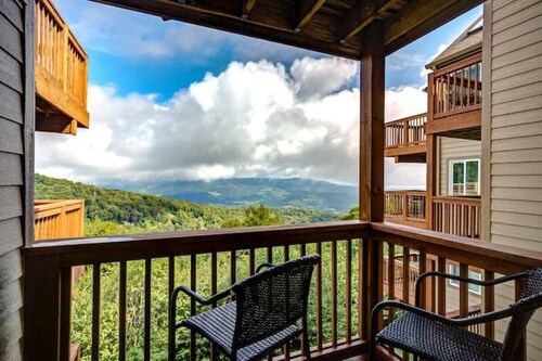 Suite Spot at Sugar- End of Season Finale!