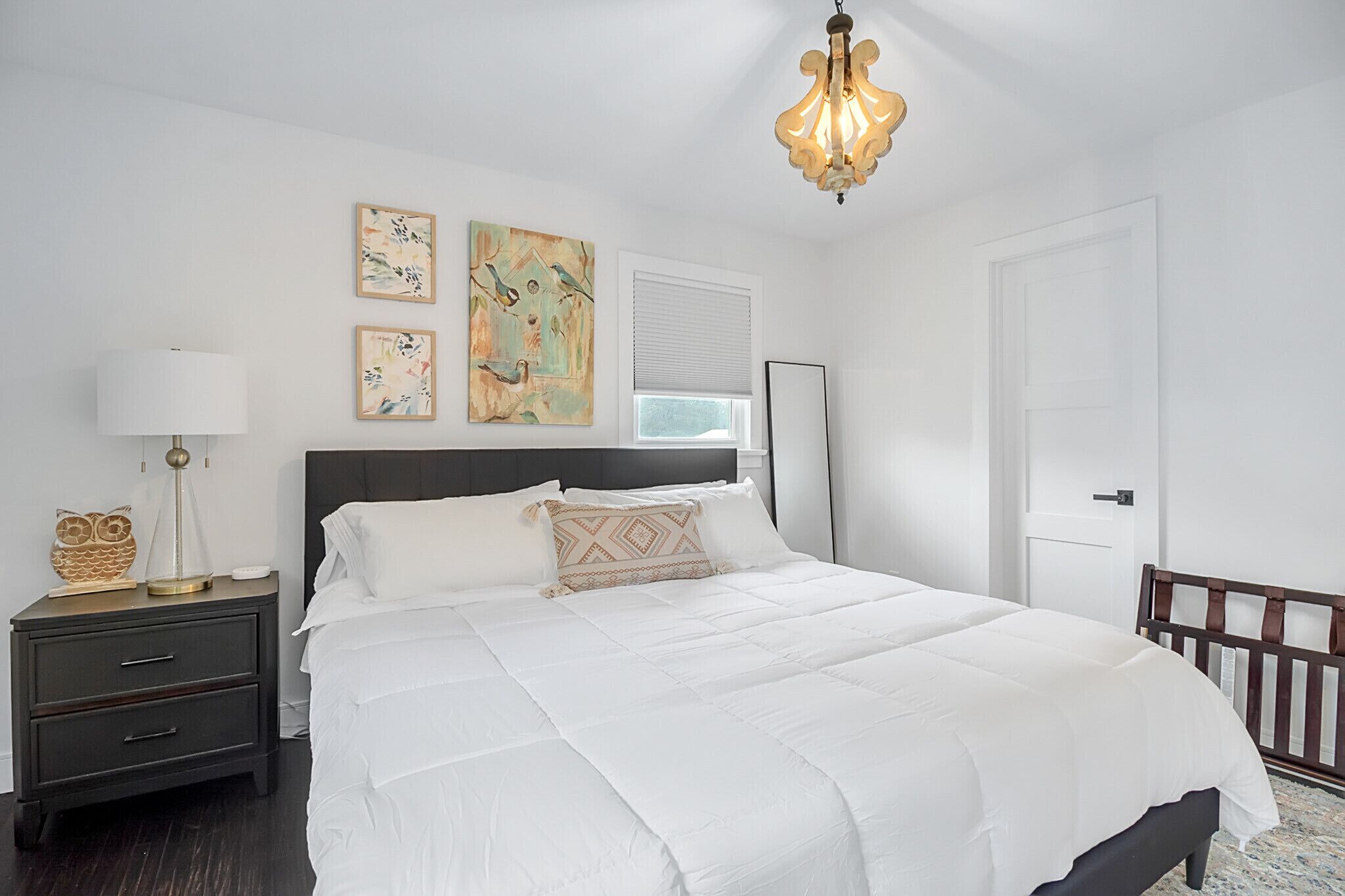 3 bdr cottage/ hot tub-close to marina+golf course