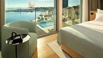 Premium Corner Double Room, Sea View | 1 bedroom, hypo-allergenic bedding, minibar, in-room safe