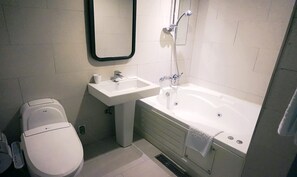 Habitación Deluxe, vistas al mar | Baño