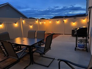 Outdoor dining