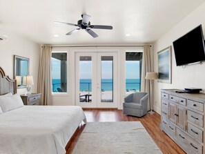 8 bedrooms, iron/ironing board, WiFi, bed sheets - Gulf Shores Beachfront Home | Just Steps to the Sand | Perfect for Large Groups (Gulf Shores)