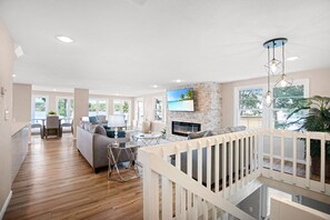 Smart TV, fireplace, video games