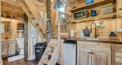 Mountainside Tree House Retreat