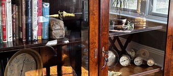 🏡Cozy Escape, Firepit 🔥Games & Trail 2BR Family Stay – 15% Off Midweek!