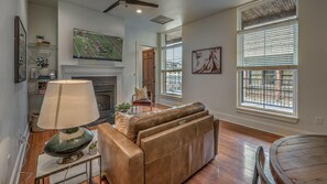 غرفة المعيشة