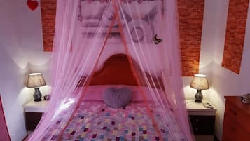 4 habitaciones, tabla de planchar con plancha y wifi gratis