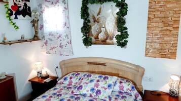 4 chambres, fer et planche Ă repasser, Wi-Fi gratuit, draps fournis