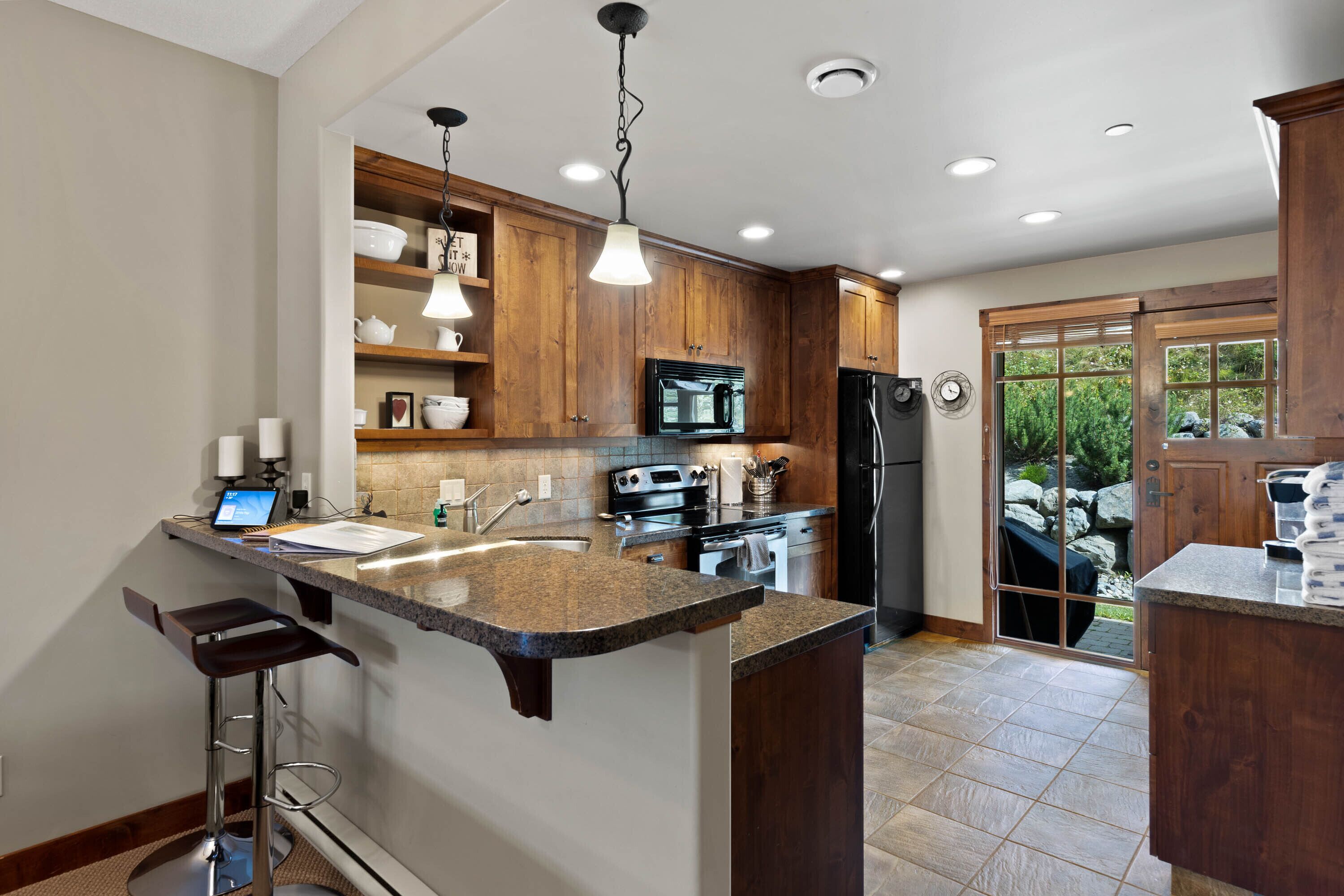 Warm and Beautiful Woodhaven Townhome at Sun Peaks