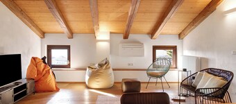 Casa vacanze "Vicolo 10" con balcone privato e Wi-Fi