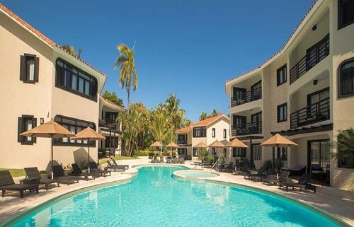 Luxurious 1 Bedroom Royal Suite