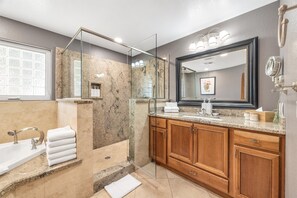Badewanne, Whirlpool, Haartrockner, Bidet
