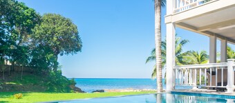 Lawson Rock - Seahorse 105 2 Bedroom Condo by RedAwning