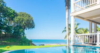 Lawson Rock - Seahorse 105 2 Bedroom Condo by RedAwning