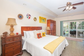 Condo, 2 Bedrooms