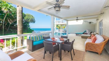 Condo, 2 Bedrooms | Dining