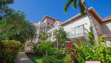 Condo, 2 Bedrooms | Exterior