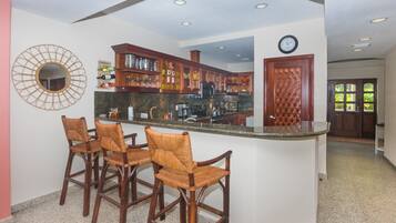 Condo, 2 Bedrooms | Bar (on property)