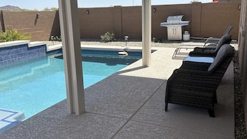 House, 1 Bedroom | BBQ/picnic area