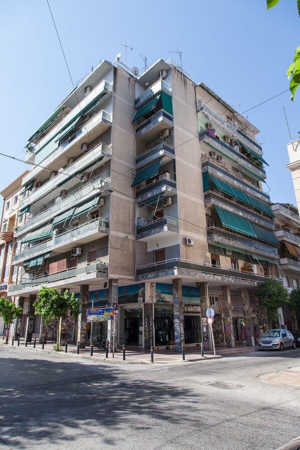 Exterior - Cozy studio in keramikos (Athens)