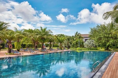 2 piscinas al aire libre. Best Western Premier Sonasea Villas Phu Quoc