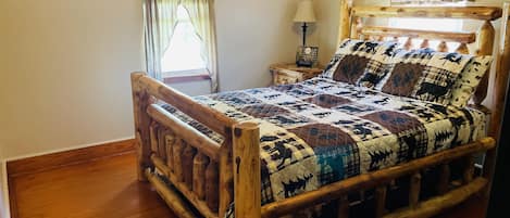 4 makuuhuonetta, ilmainen Wi-Fi, vuodevaatteet, pääsy pyörätuolilla