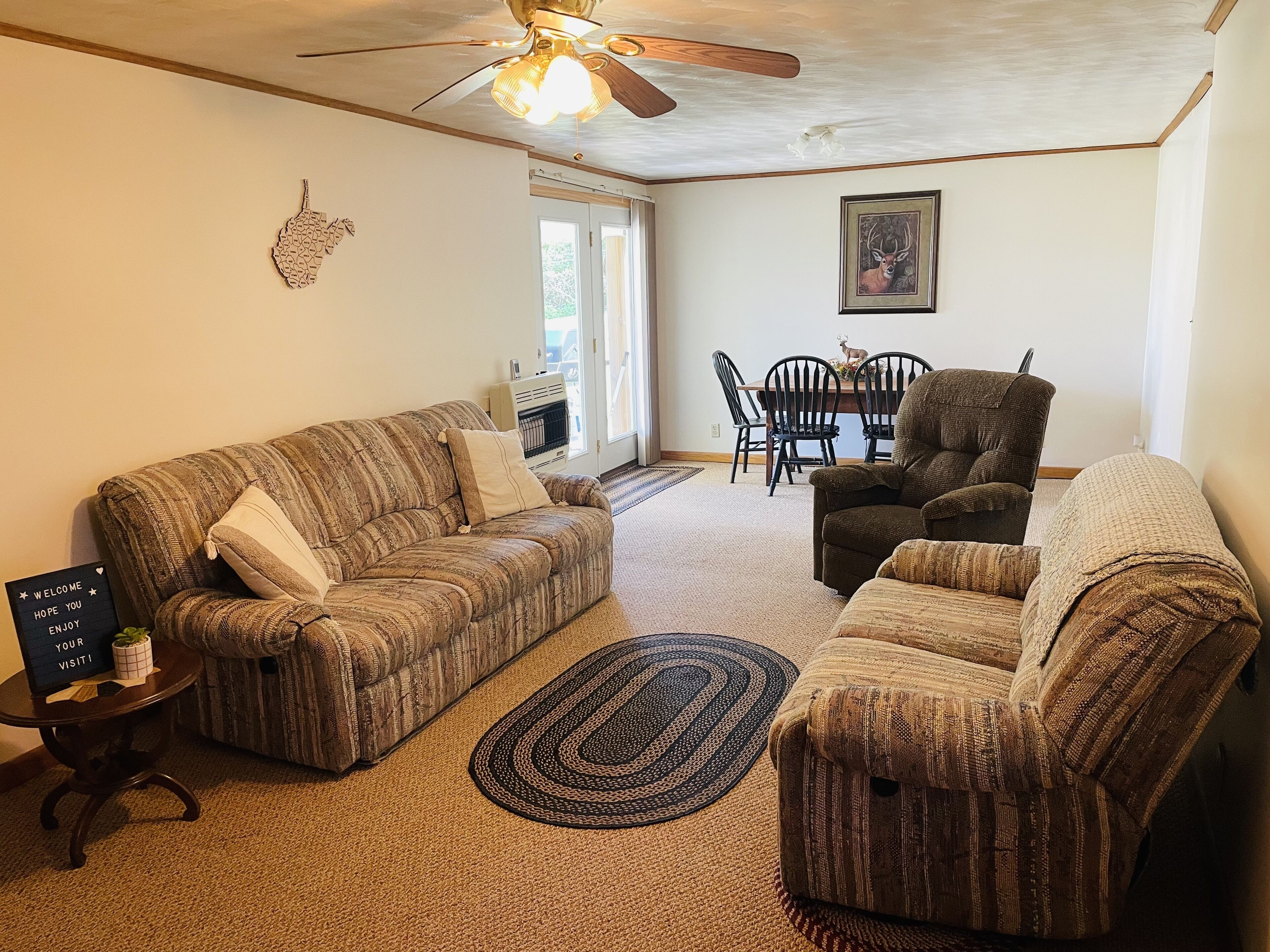 Smart TV, fireplace, DVD player