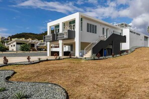 Exterior - Parguera Paradise, Luxury Modern Beach House! (Lajas)