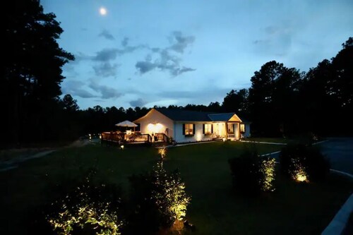 Fun place, Hot Tub, king Bed relax enjoy sleeps13 vacation Golf Pinehurst 2024