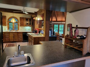 Fridge, microwave, oven, stovetop - Private, pristine 3 BR, 1 1/2 BA home in Waterville Valley, NH (Waterville Valley)