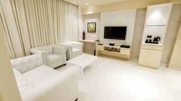 Premium Suite | Living area