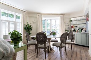 Dining - Venner House by onefinestay (London)