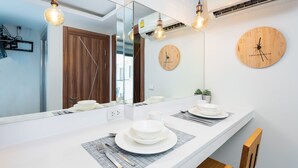 Ảnh chưa phân loại, 3 trong số 37 ảnh, nút