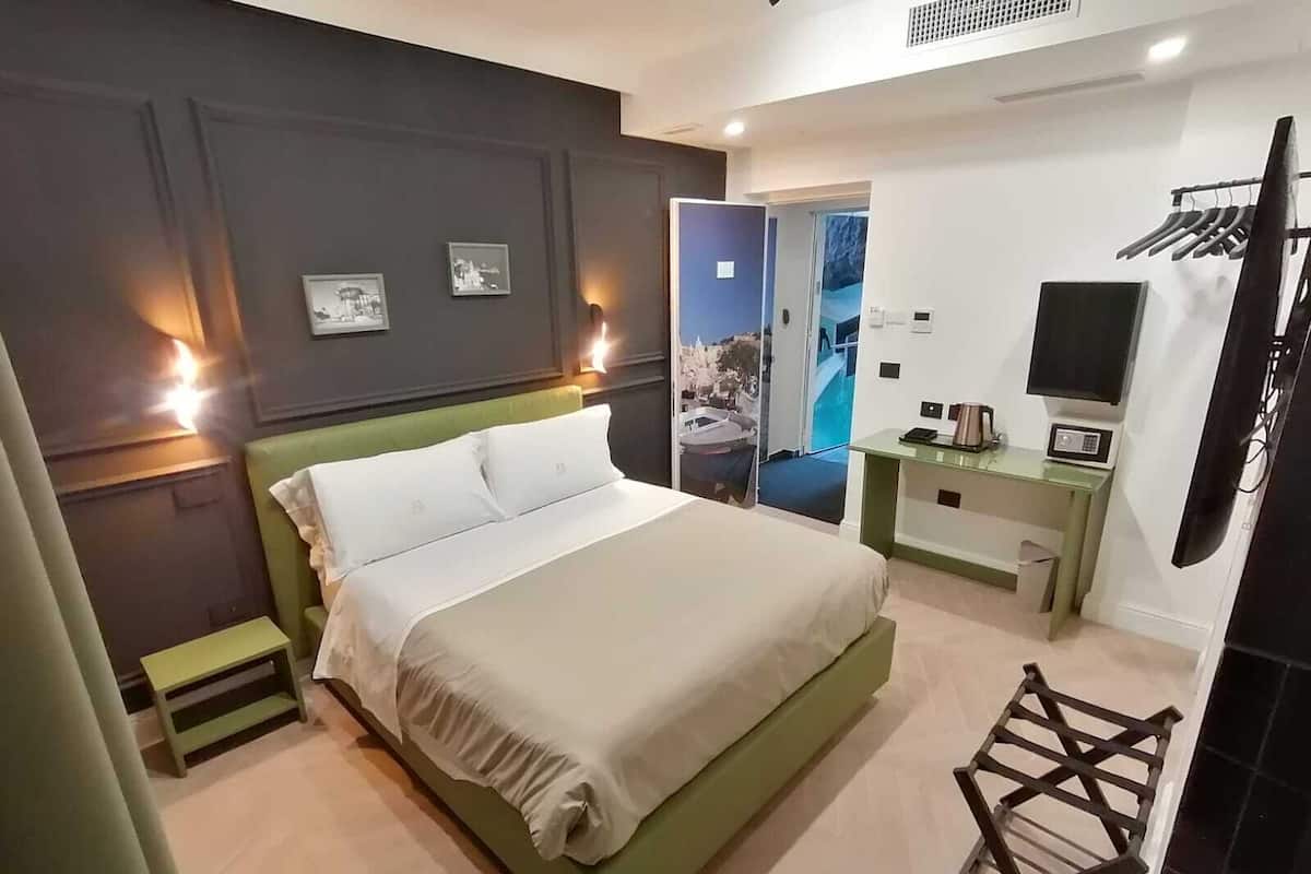 Suite | 1 kamar tidur, seprai premium, busa memori, dan minibar