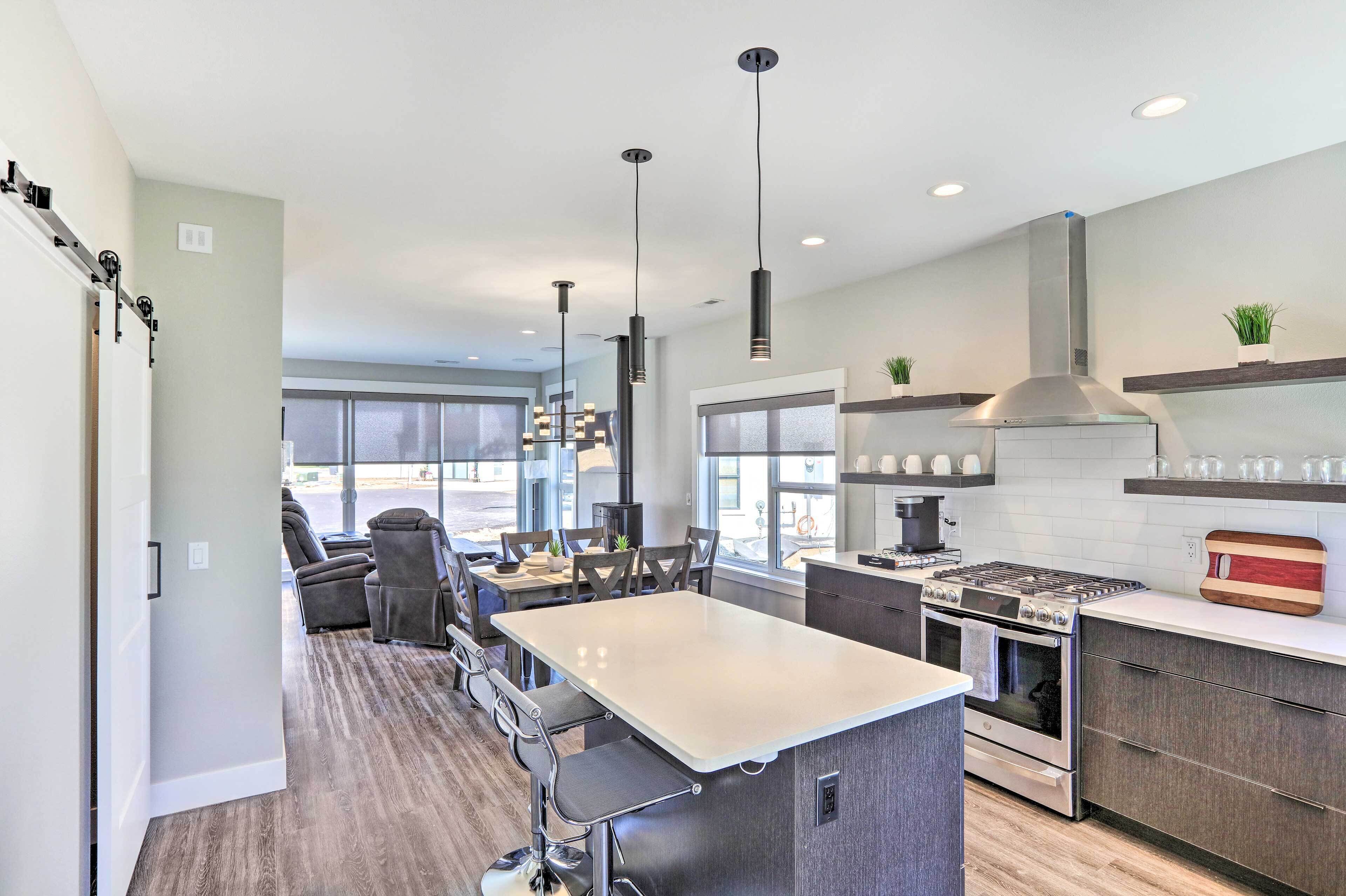 Brand New Red Lodge Home w/ Private Hot Tub!