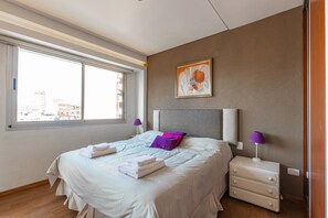 1 bedroom, iron/ironing board, travel cot, free WiFi