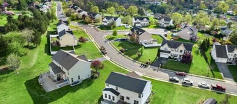 Beautiful Comfortable House w/ Fireplace