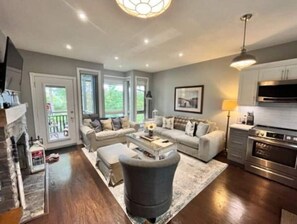 Smart TV, fireplace, DVD player