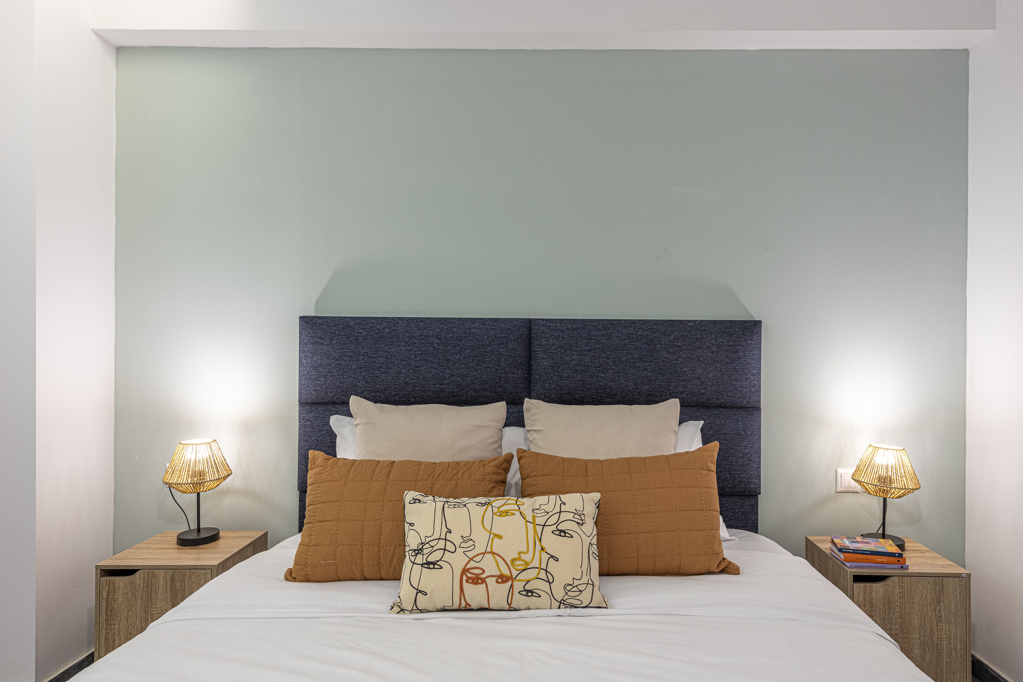 Phaedrus Living City Flat Loukianou