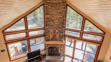 Smart TV, fireplace, offices, computer monitors