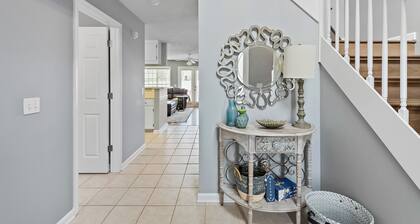 J&Y Family 3BR/2.5BA / LuxuryTownhouse