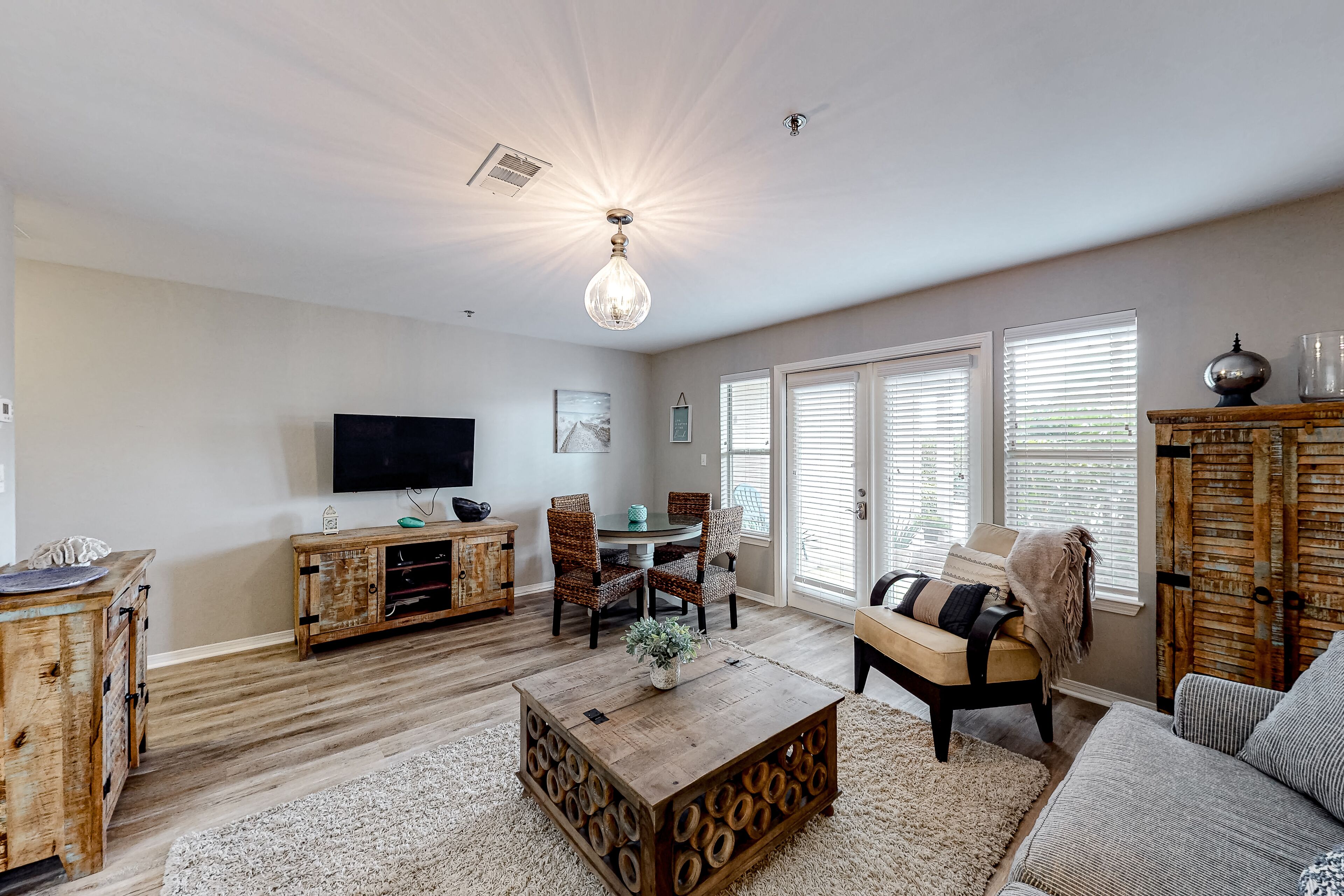 Ground-floor condo with pool, hot tub, & patio - steps to the beach