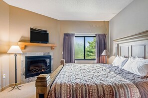 2 bedrooms, Internet, bed sheets, wheelchair access